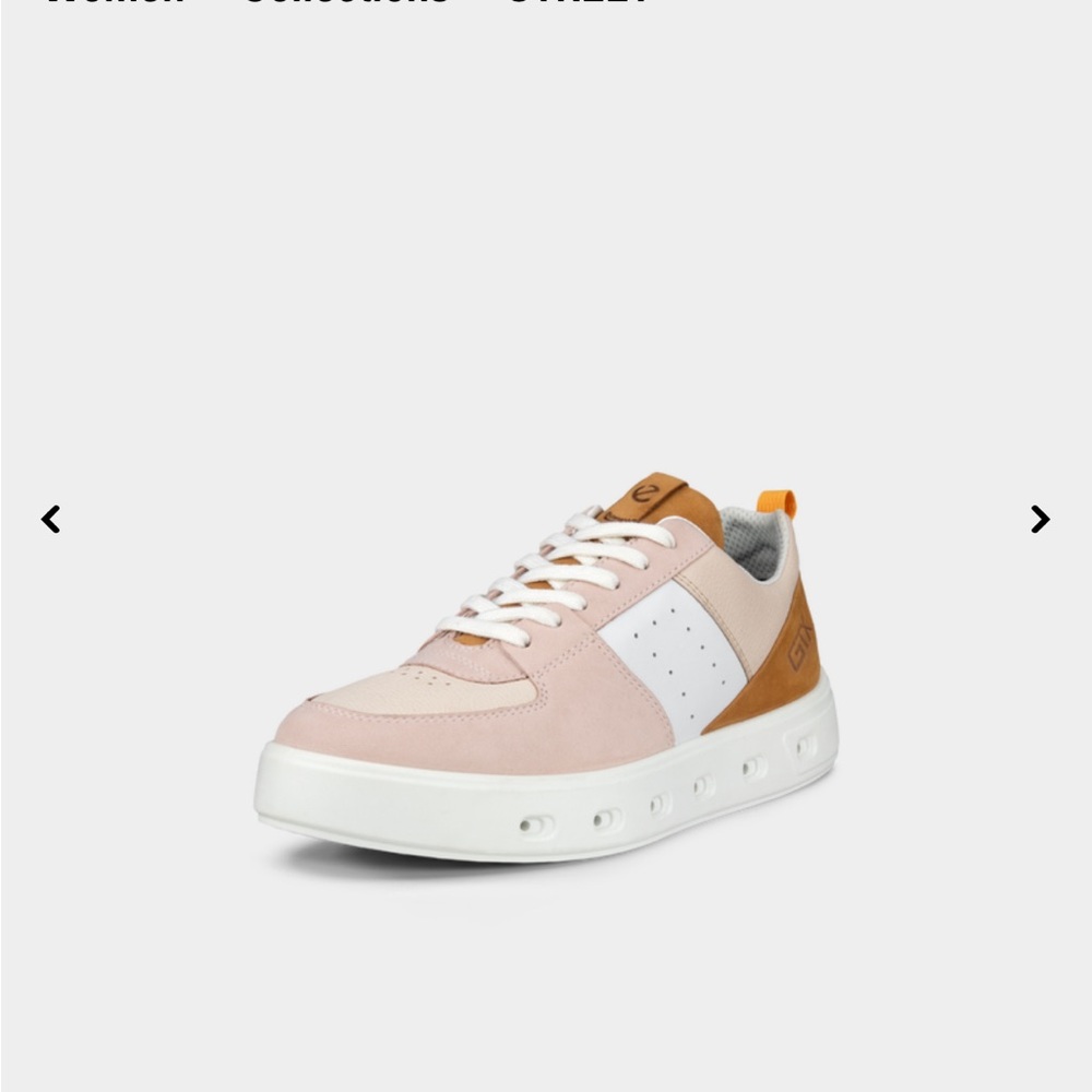 ECCO WOMEN'S STREET 720 GTX SNEAKER